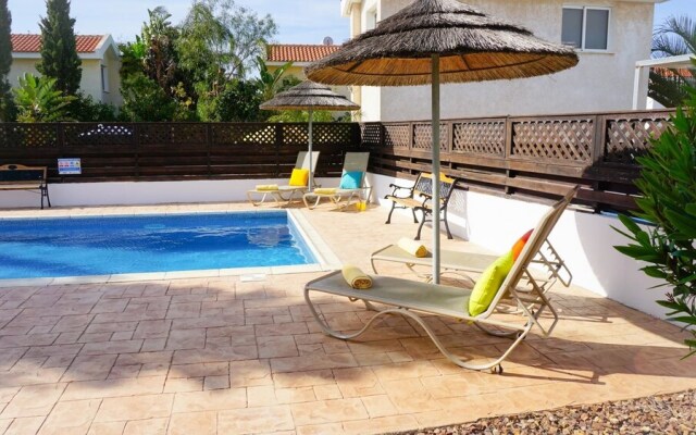 Villa Willow Mandali