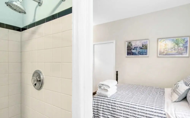 Sun, Shells and Seaspray w/ Lanai