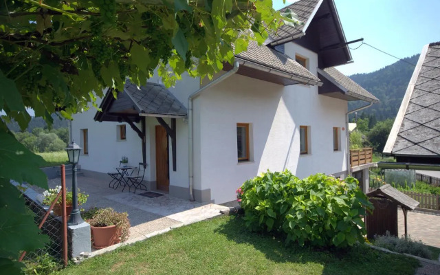 Anna's House