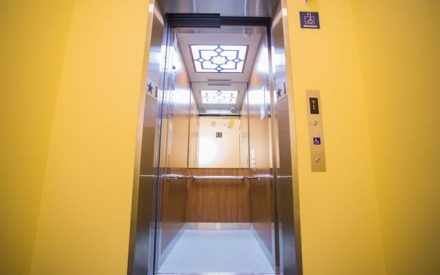 Douzi Home Hotel Hostel