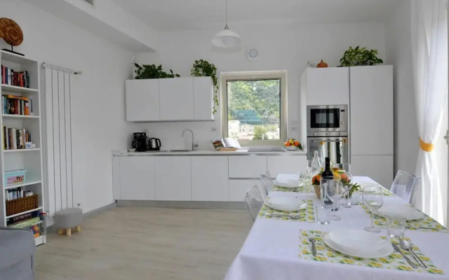 Lovely 3-bed House in Sorrento for Families