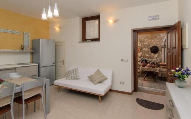 Casa Vico Romano 2