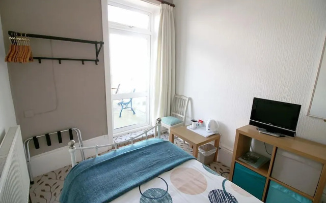 The Shipping Lanes Hotel