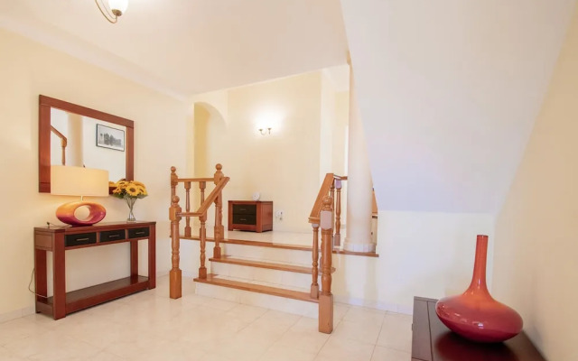 Casa Filipa Upper Floor