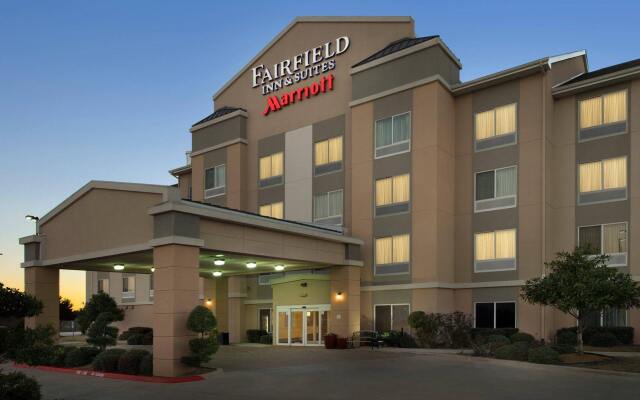 Fairfield Inn & Suites Weatherford