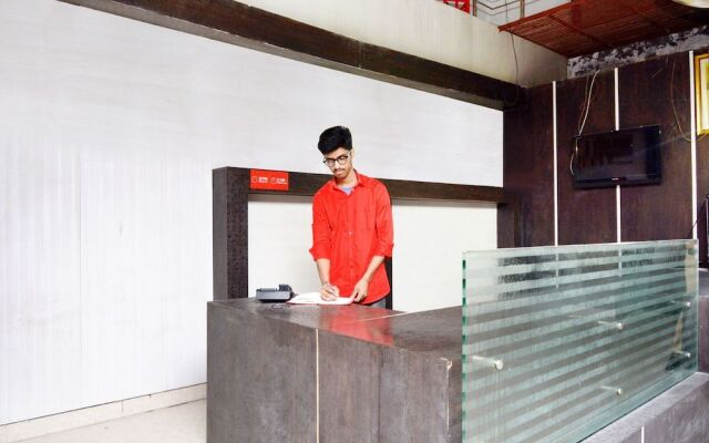 Hotel Piccadily by OYO Rooms