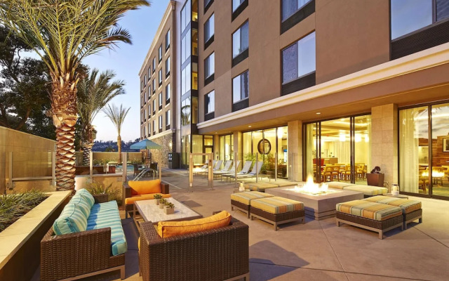 Hampton Inn Mission Valley [Ex Ramada Plaza]