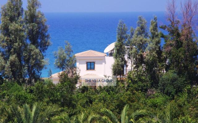 Villa 382