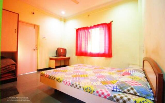 Hotel Anand Lodge