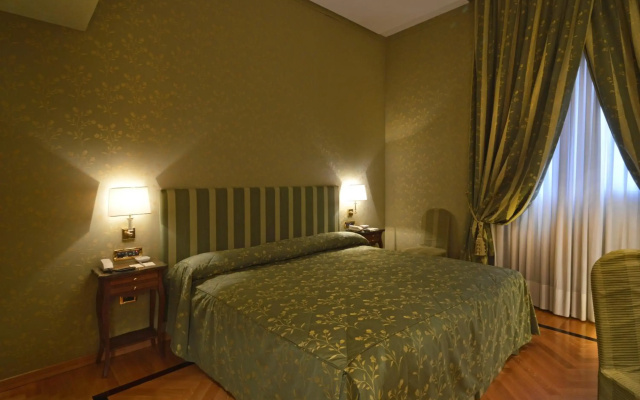 Grand Hotel Vesuvio