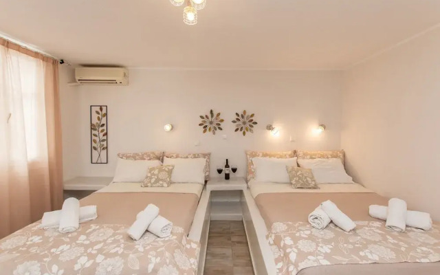 Naxos Enjoy Apartments