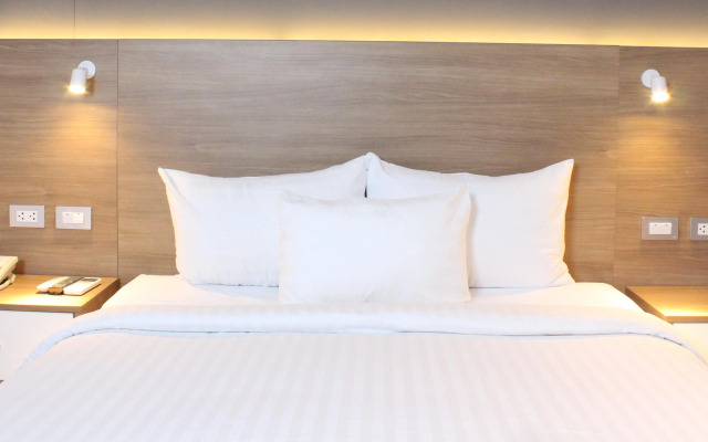 Habitat Hotel