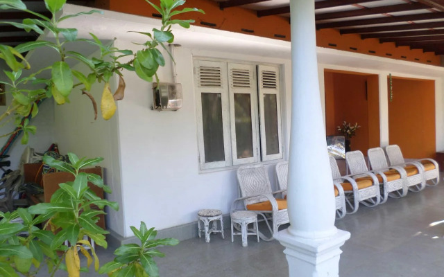 Mahagedara Inn