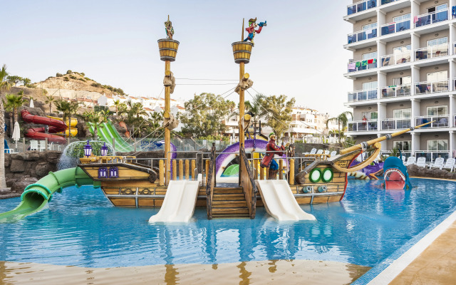 Globales Los Patos Park