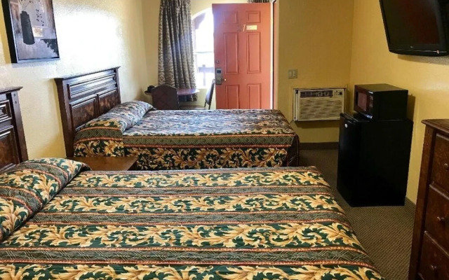 Hacienda Motel
