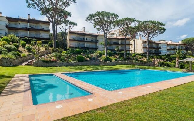 D-2 Calella DE Palafrugell 8 PAX