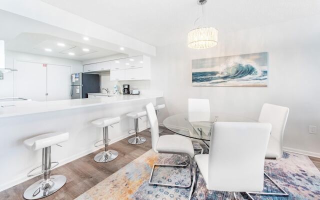 Shoreline Towers 3083