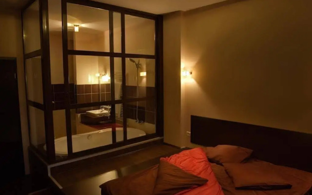 Larissa Hotel
