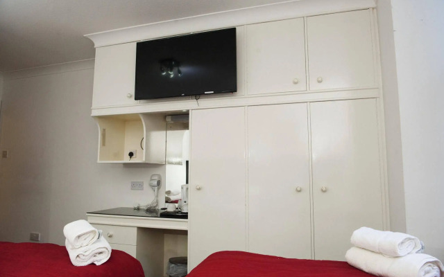 Charing Cross Hotel