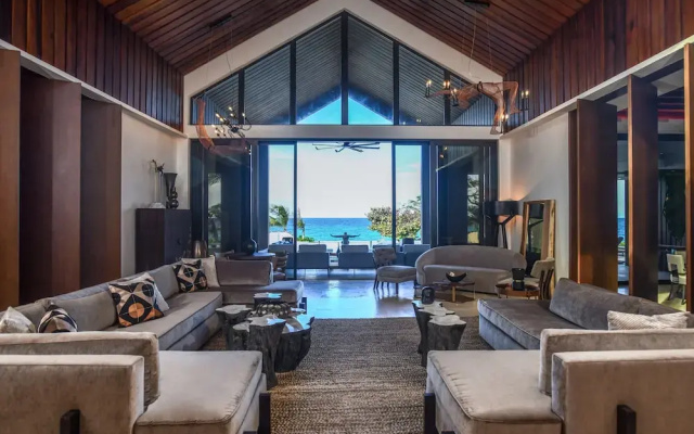 Oceans 8 Villa at the Tryall Club