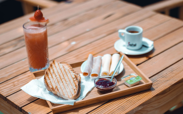 Green Coast Surfhouse