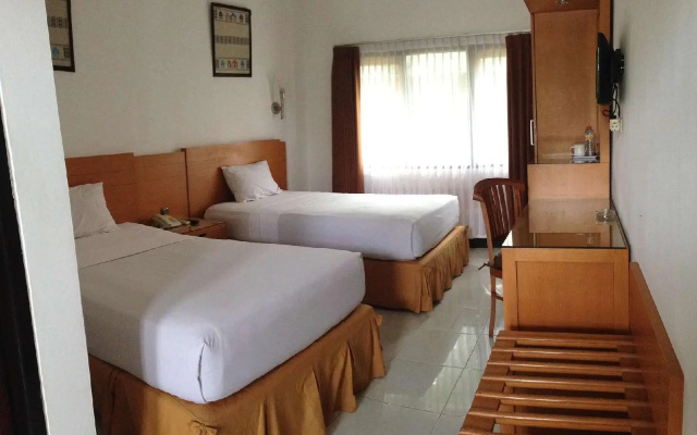 Puri Indah Hotel & Convention – Guest Rooms – Mataram