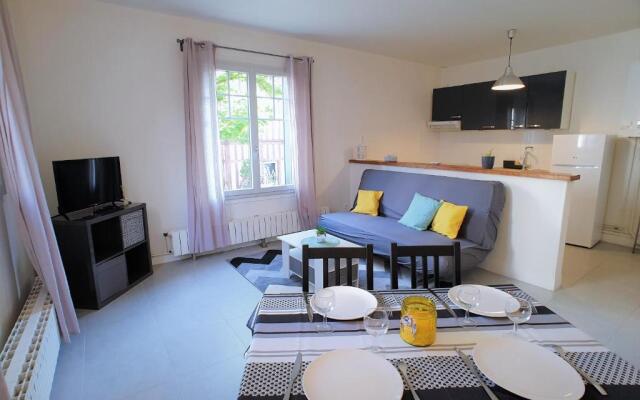 Au 36, Les Apparts Hotel Joigny