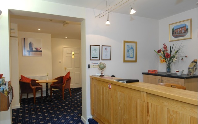 The Globe Hotel