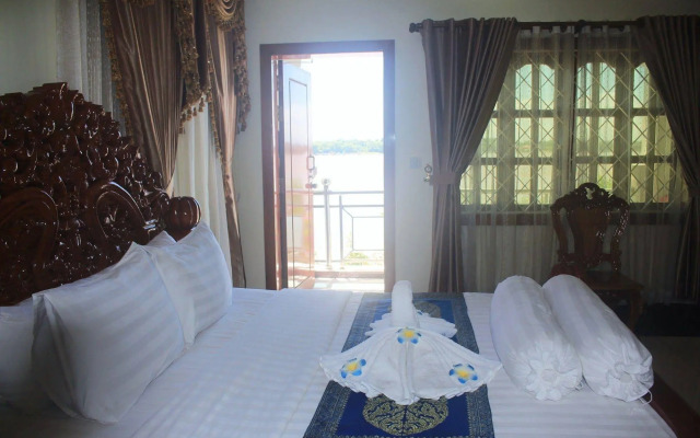Monorom 2 VIP Hotel