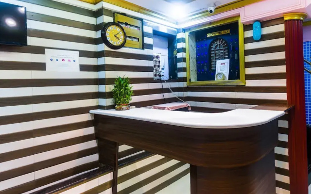 Gulzar Hotel by OYO Rooms