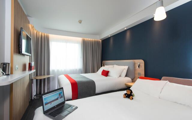 Holiday Inn Express Milton Keynes by IHG