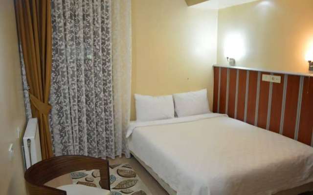 Remay Hotel