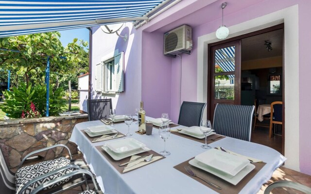 Amazing Home in Vinez With Wifi and 3 Bedrooms