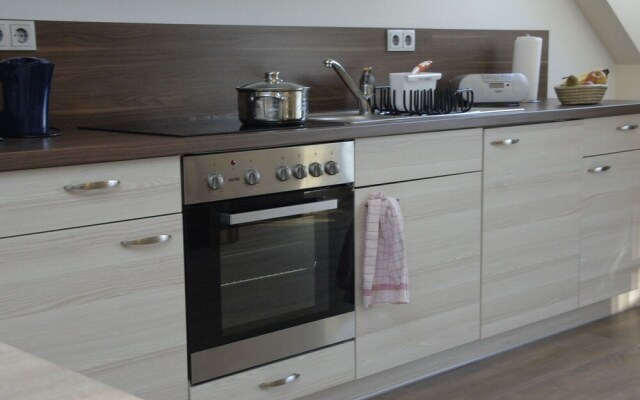 Luxurious Seaside Apartment in Pepelow