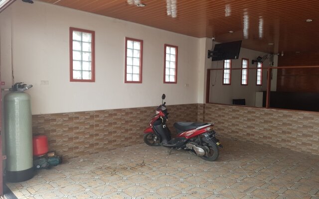 OYO 93709 Rose Inn 2
