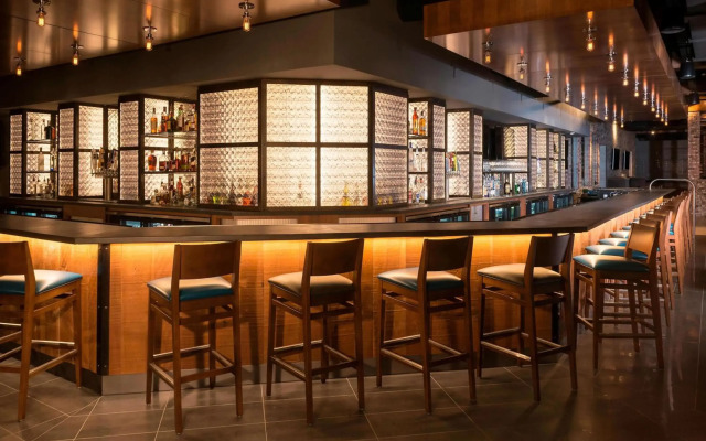 Sheraton Mesa Hotel at Wrigleyville West