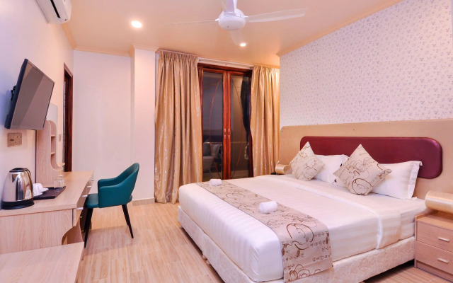 Sunrise Beach and Spa Hotel