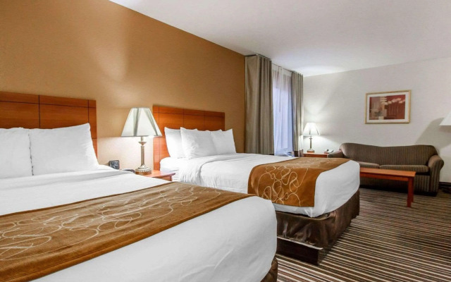 Comfort Suites Tucson near Sabino Canyon