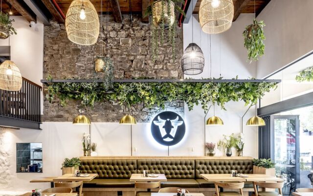 Studio @ 50 Bree Street - The Barracks 324