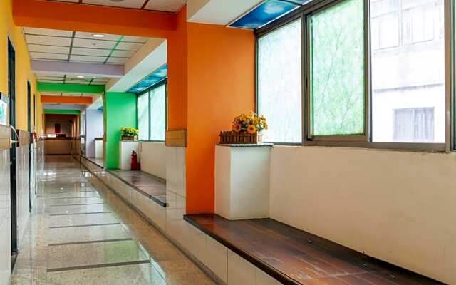 Good Friend Business Hotel