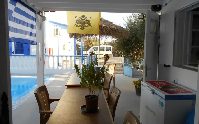 Studios Apartments Kapetanios