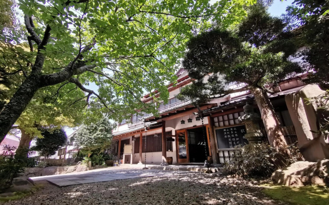 sakahijiri・gyokushoen