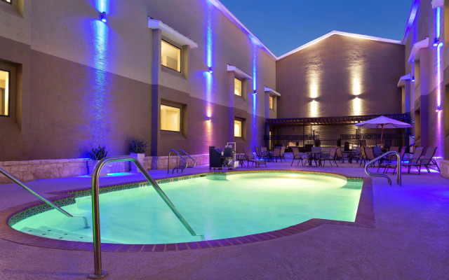 Country Inn & Suites by Radisson, Lackland AFB