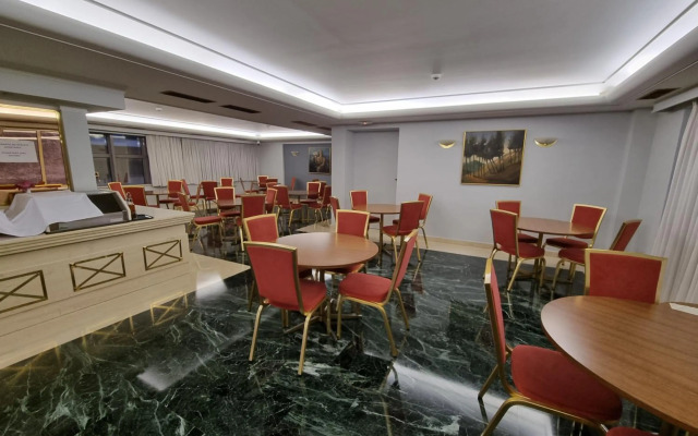 Savoy Hotel