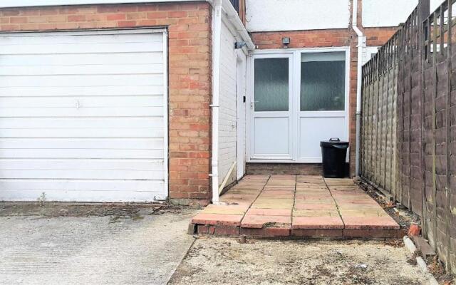 Swindon Old Town Studio - EnterCloud9SA