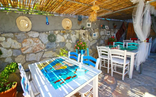 Ilyada Hotel