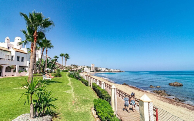 PL - Beachfront Seaview Aptm Playa de la Lucera