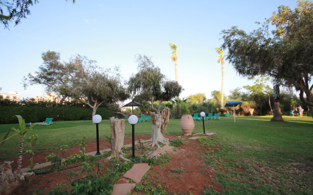 Papouis Protaras Hotel