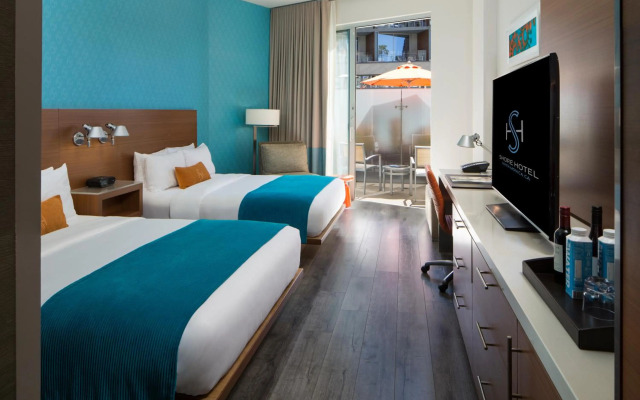 Shore Hotel