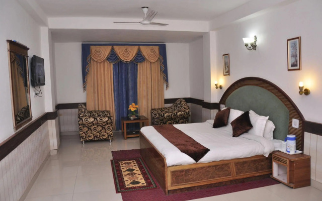 Comfort Inn Snow Park, Manali